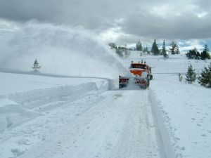 1169557_snow_road.jpg