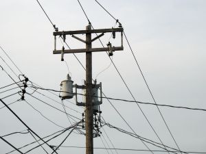 electrical-pole-740870-m.jpg