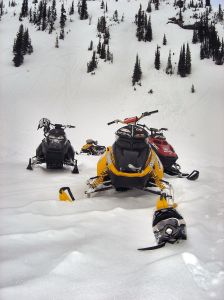 snowmobile-583221-m.jpg